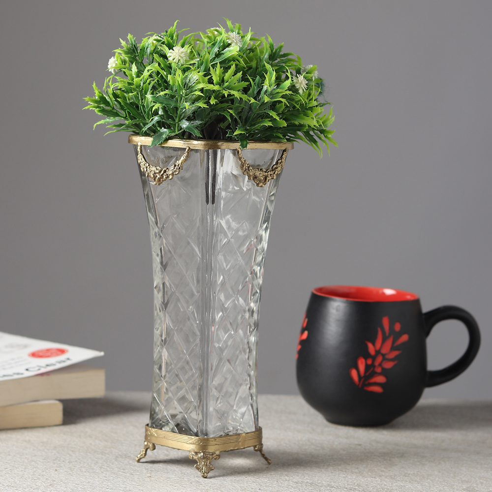 Vase, Planters & Botanicals