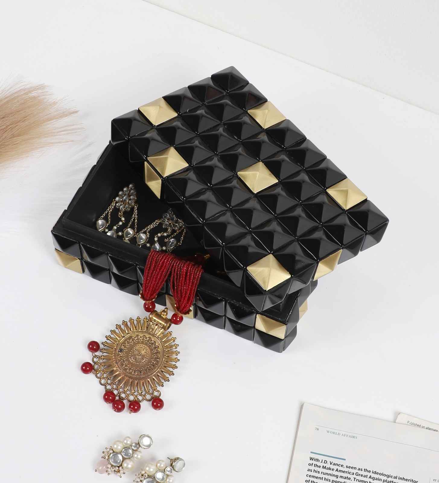 Onyx Prism Box Large