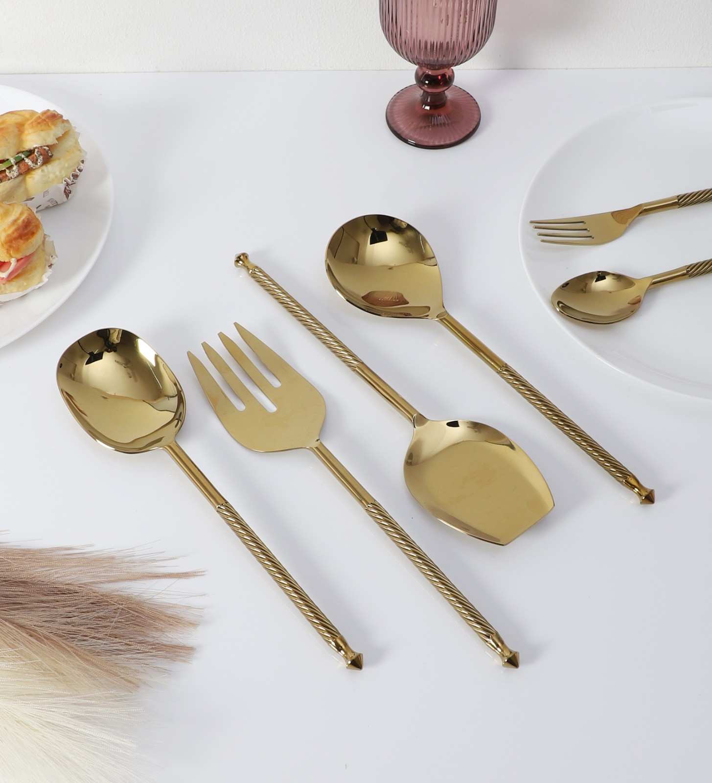 Brio Serving Set Gold
